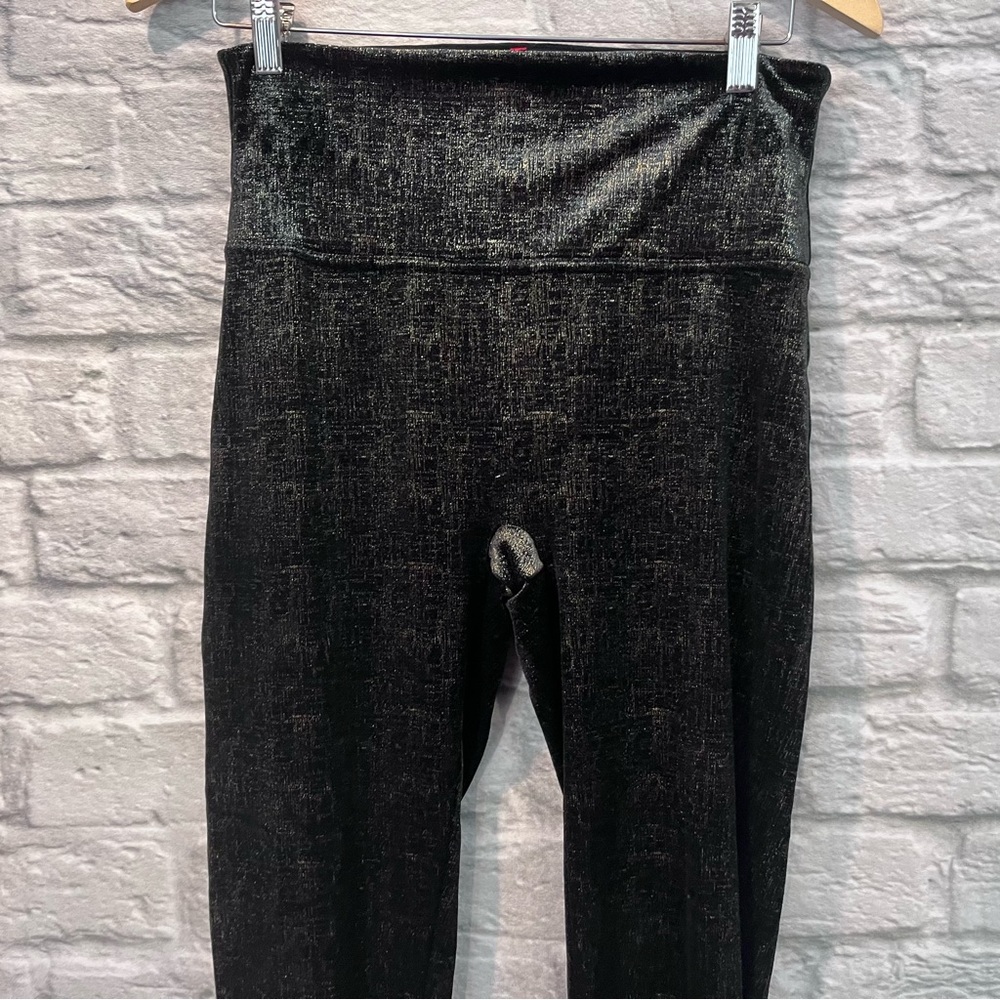 Spanx Velvet Shine Legging - Black & Good Metallic Soft Medium Shaping - Large - Picture 6 of 10